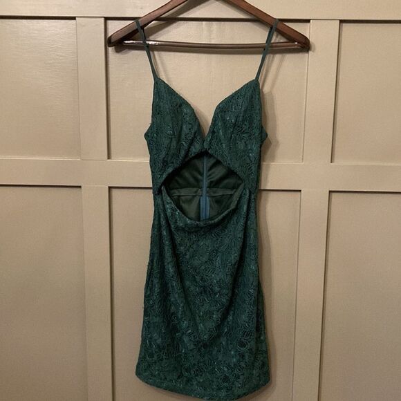 LINE & Dot Lace Bodycon Cutout Mini Dress in Green Size Medium - Picture 6 of 12